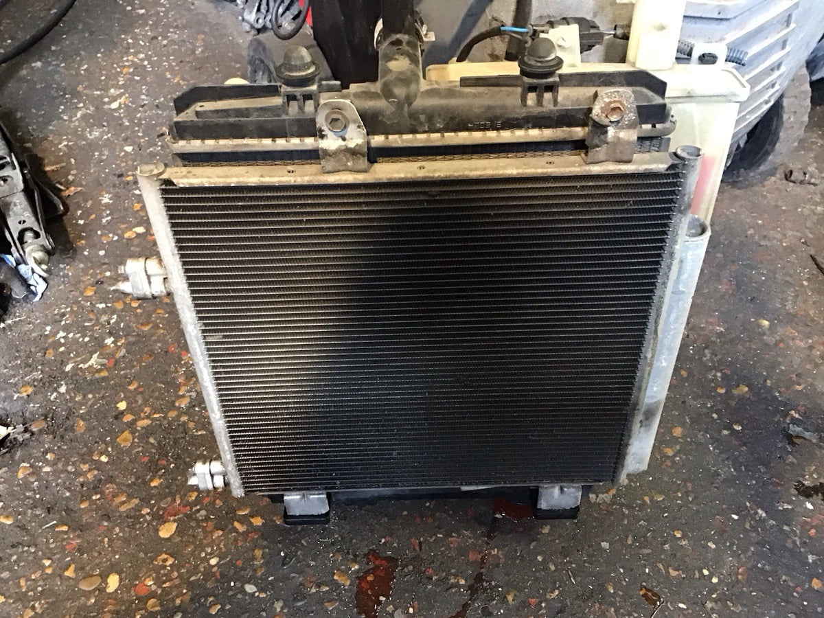 PEUGEOT 108 CITROEN C1 1.0 PETROL COMPLETE RADIATOR FAN 16360 0Q021 A 2015 20225