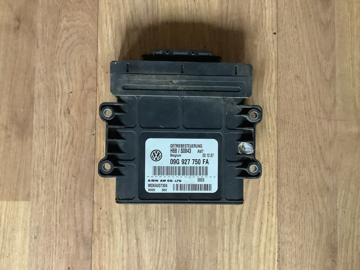 VOLKSWAGEN GOLF MK5 1.6 AUTOMATIC GEARBOX CONTROL MODULE ECU 09G927750FA 02 081