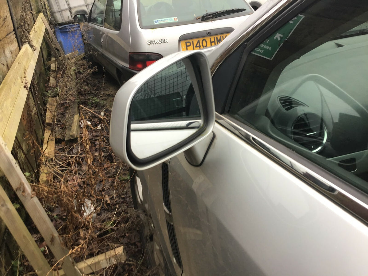 VAUXHALL ANTARA PASSENGER'S SIDE N/S DOOR MIRROR METALLIC SILVER GAN Z1761