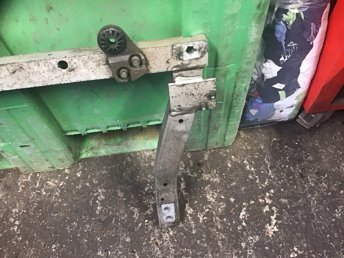 VAUXHALL CORSA E SUBFRAME RADIATOR SUPPORT FRAME 2015 20194