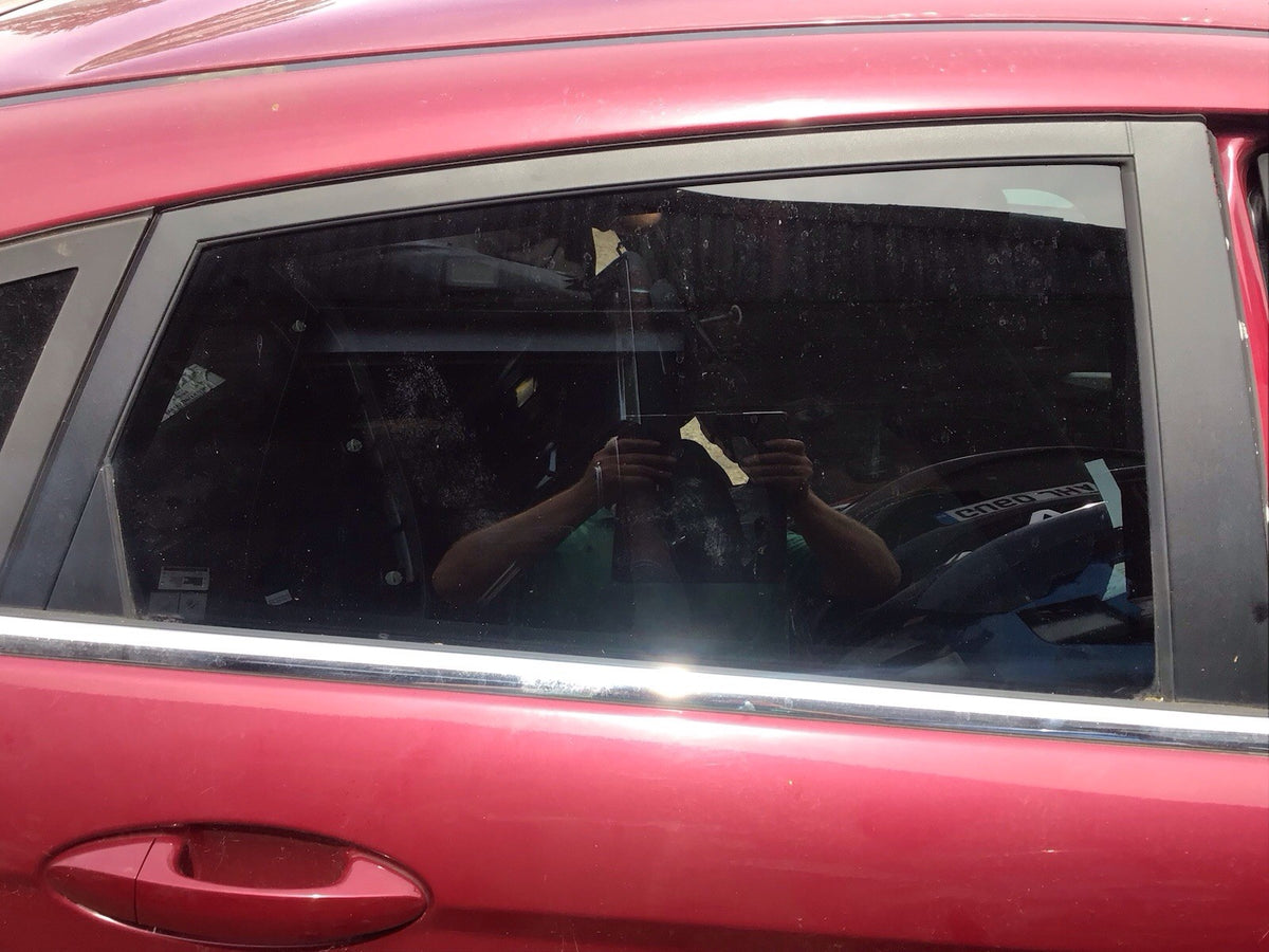 FORD FIESTA MK7 DRIVER'S SIDE O/S REAR DOOR WINDOW GLASS TINTED 2008 20170