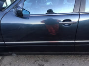MERCEDES E CLASS W210 PASSENGER'S SIDE N/S/F FRONT DOOR SALOON 1996 20027
