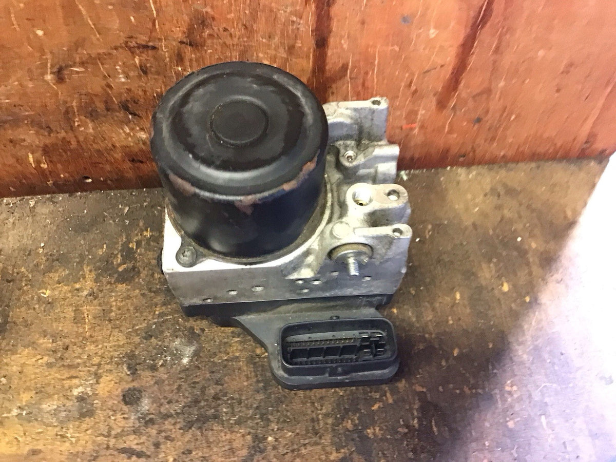 TOYOTA RAV4 MK2 ABS PUMP MODULE 44540 42040 DENSO 133800 7451 2001 200515