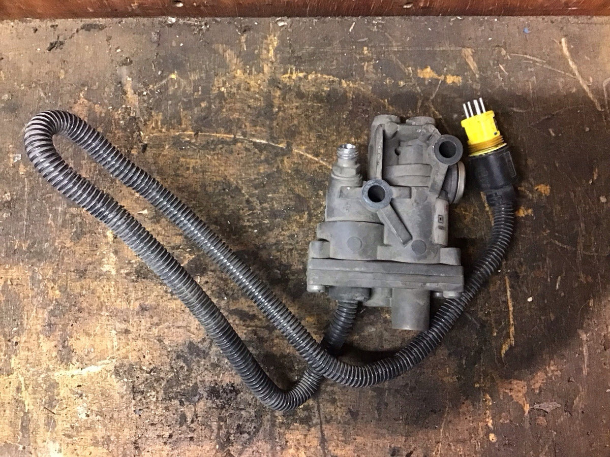 MAN TGX EXHAUST BRAKE VALVE BLOCK 51.52160 0002 2015 20202