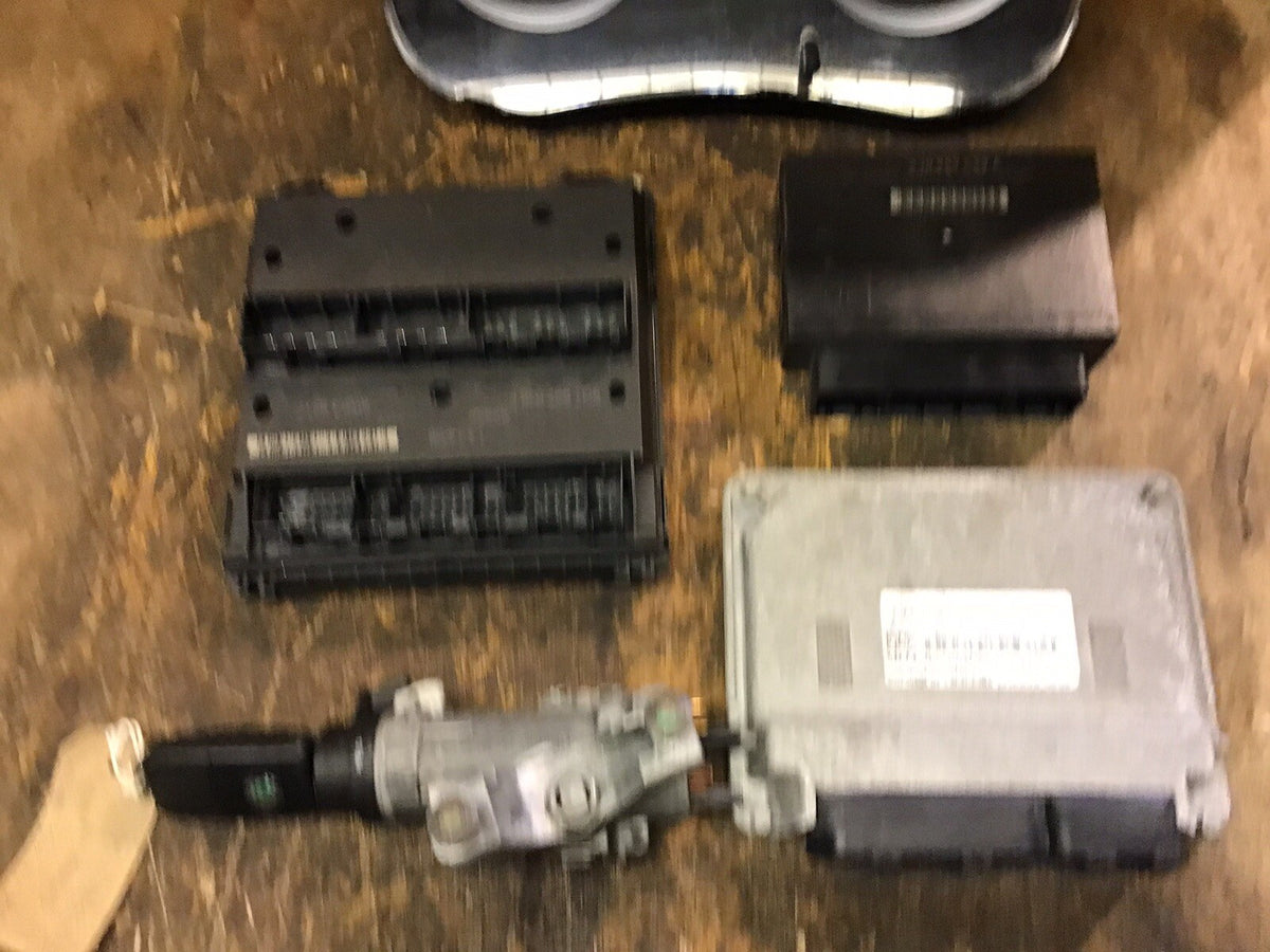 SKODA FABIA 1.2 PETROL ECU KIT 03E906023B SIEMENS 5WP40808 BZG 2006 20110