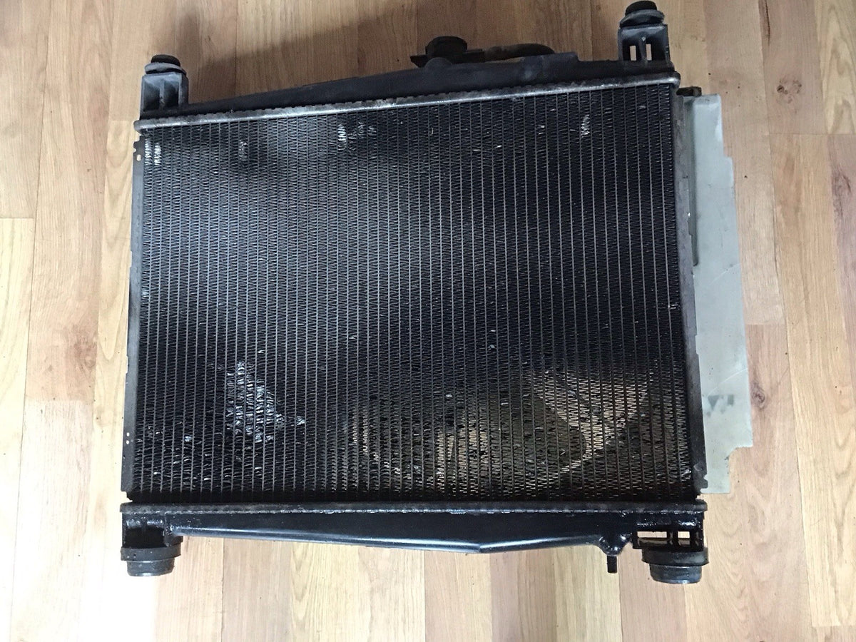 TOYOTA YARIS MK3 1.3 PETROL COMPLETE RADIATOR FAN COOLING 2001 20061