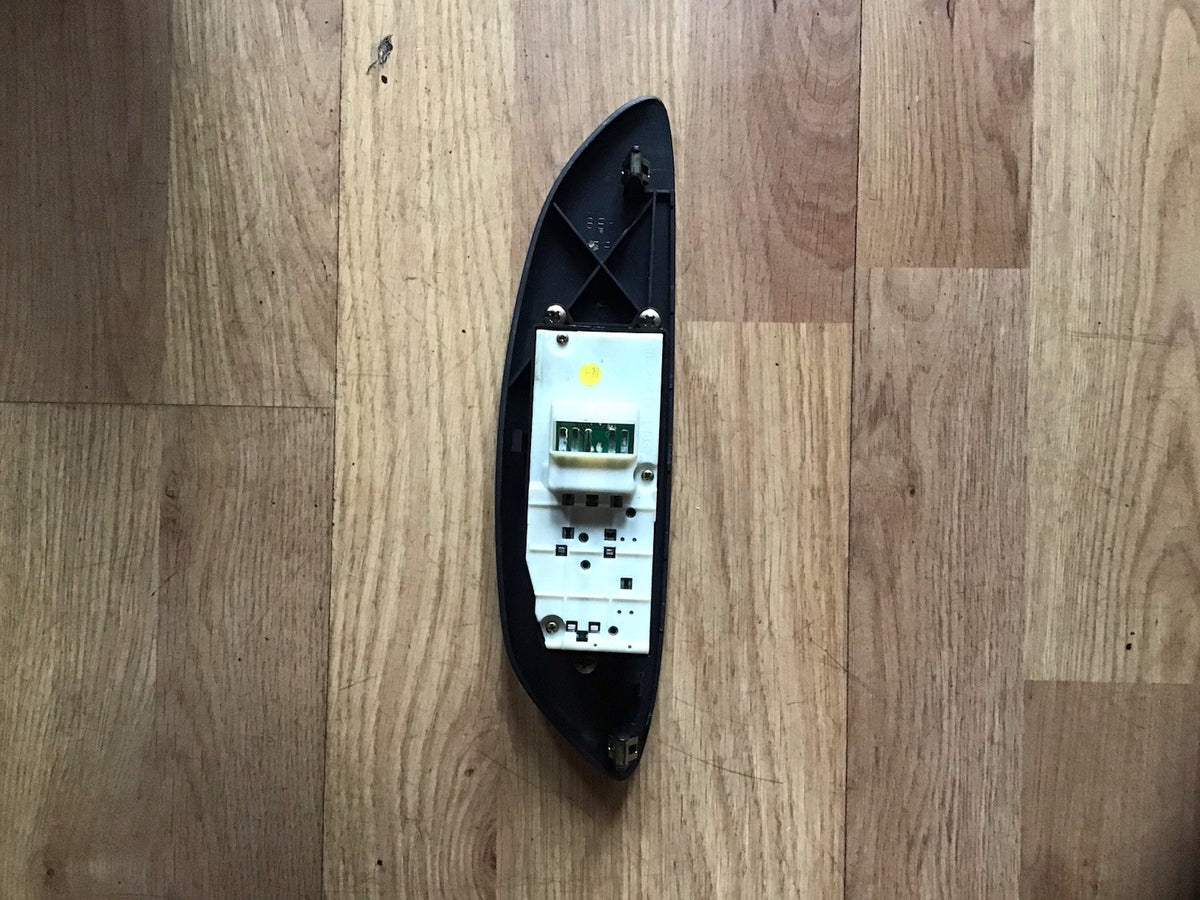 TOYOTA YARIS ELECTRIC WINDOW CONTROL UNIT SWITCH 2000 20053
