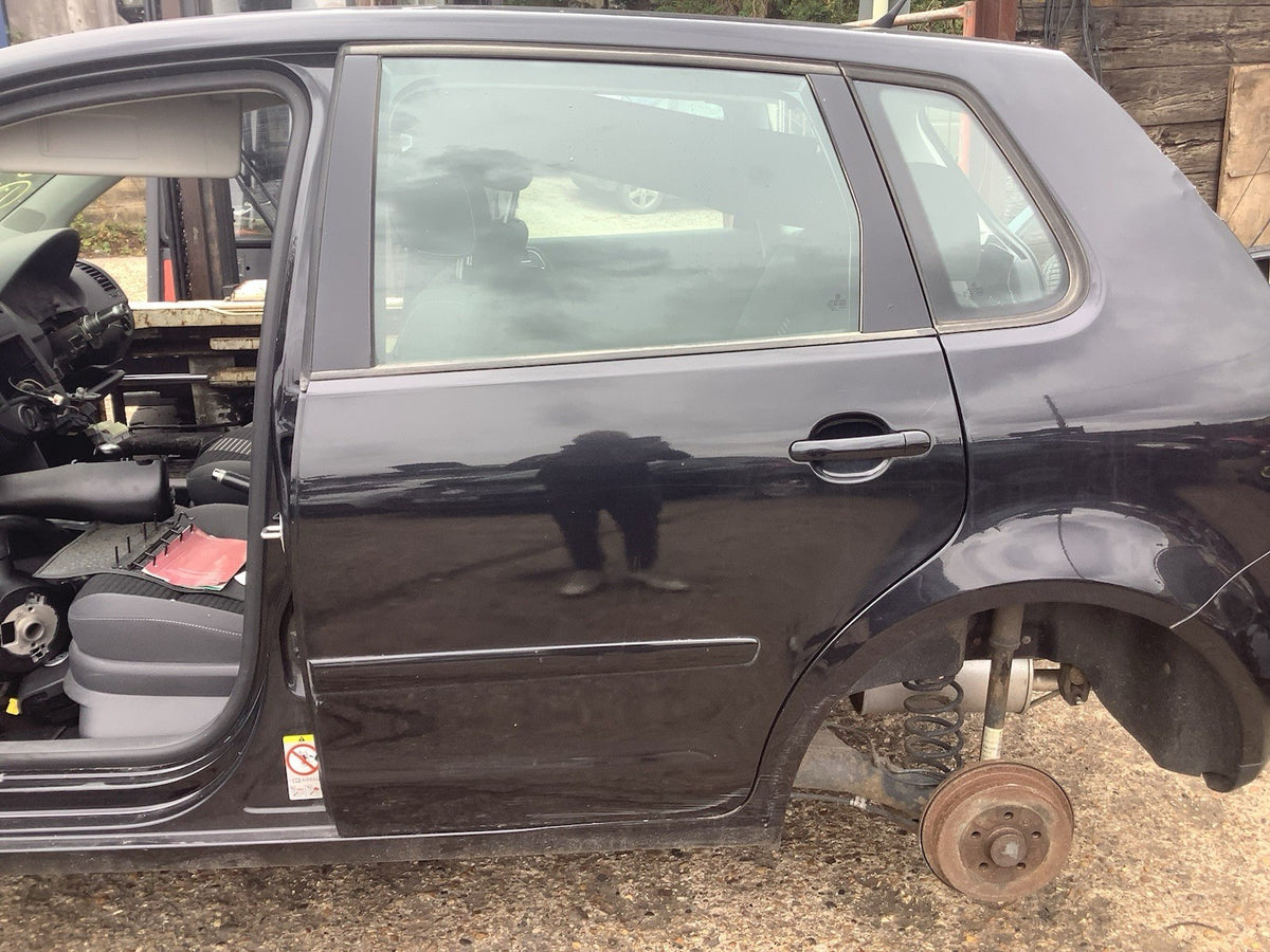VOLKSWAGEN POLO 9N3 PASSENGERS SIDE N/S REAR DOOR BLACK PEARL LC9X 2002 20081
