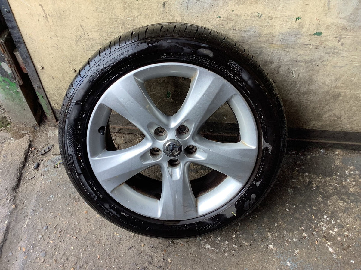 VAUXHALL ASTRA J PETROL ALLOY WHEEL 17"  AND TYRE 215X50X17 0P042 K6 2010 20152