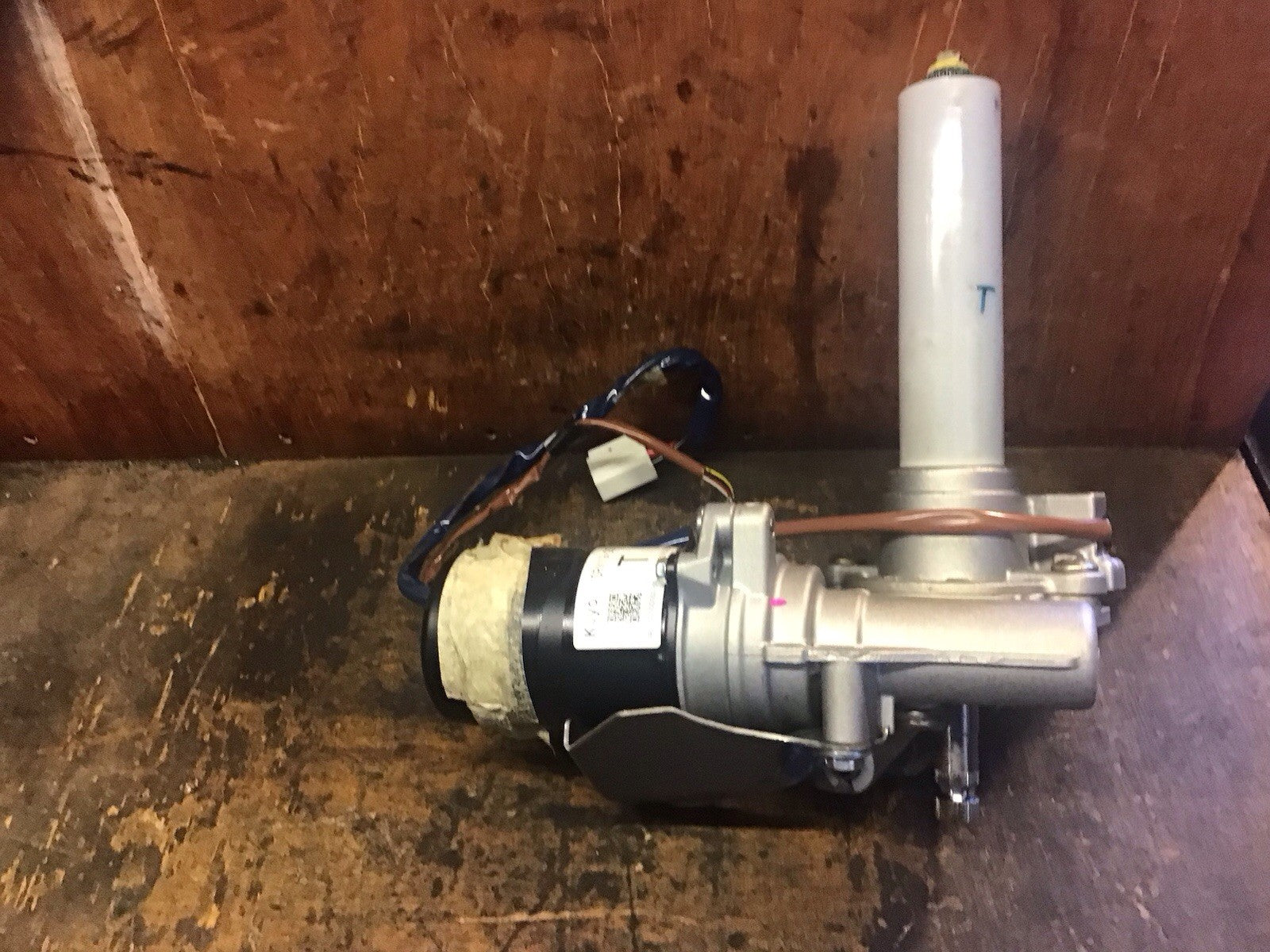 TOYOTA YARIS MK2 ELECTRIC POWER STEERING COLUMN PUMP  45200 0D050 2006 20110