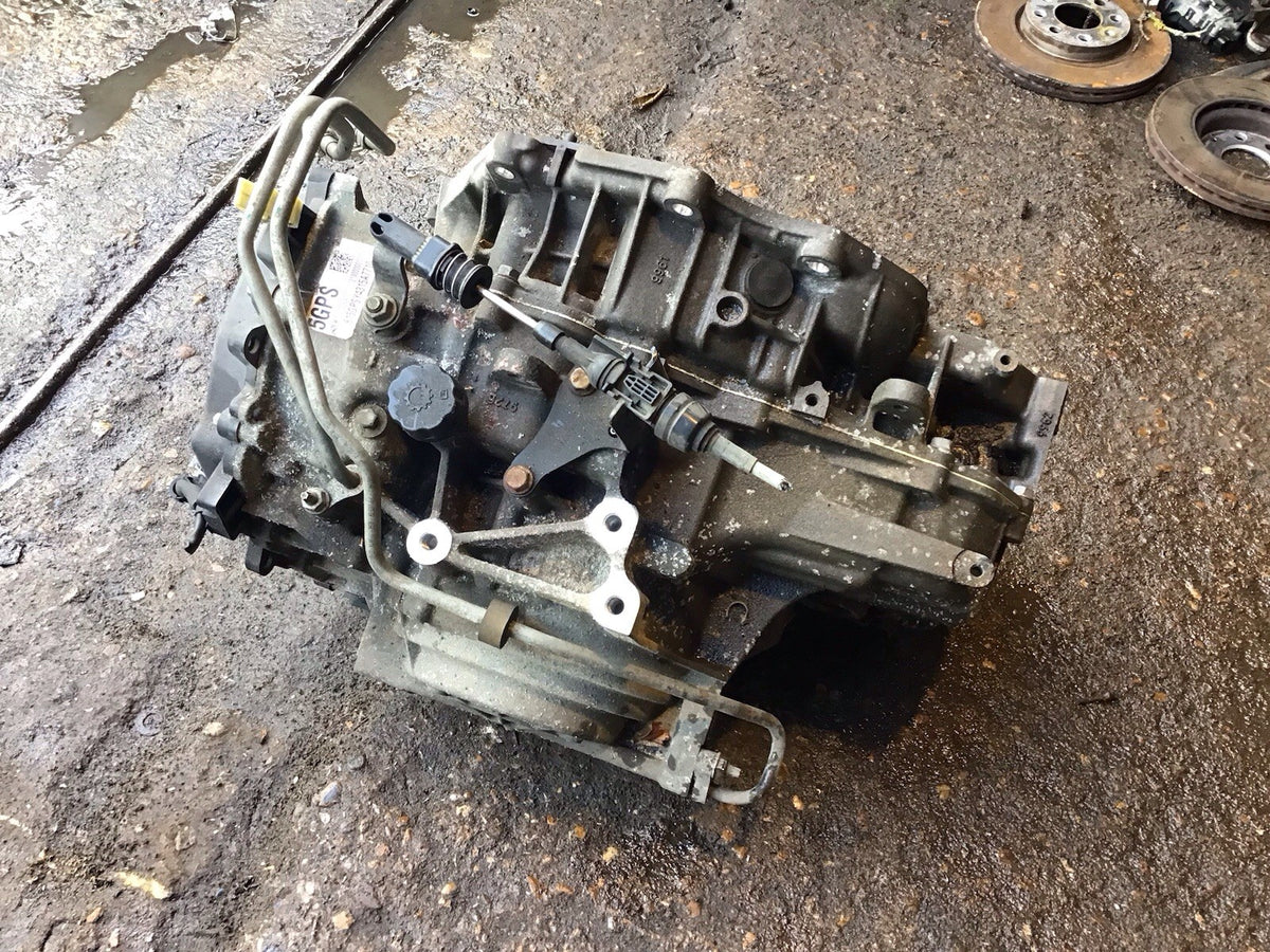 VAUXHALL CORSA E 1.4 PETROL AUTOMATIC GEARBOX CODE 5GPS 63000 2015 20199