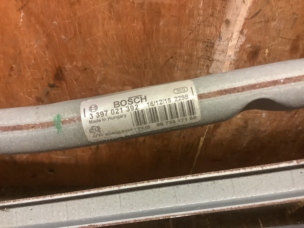 PEUGEOT 2008 MK1 FRONT WIPER MOTOR WITH LINKAGE 9673917180 2013 20192