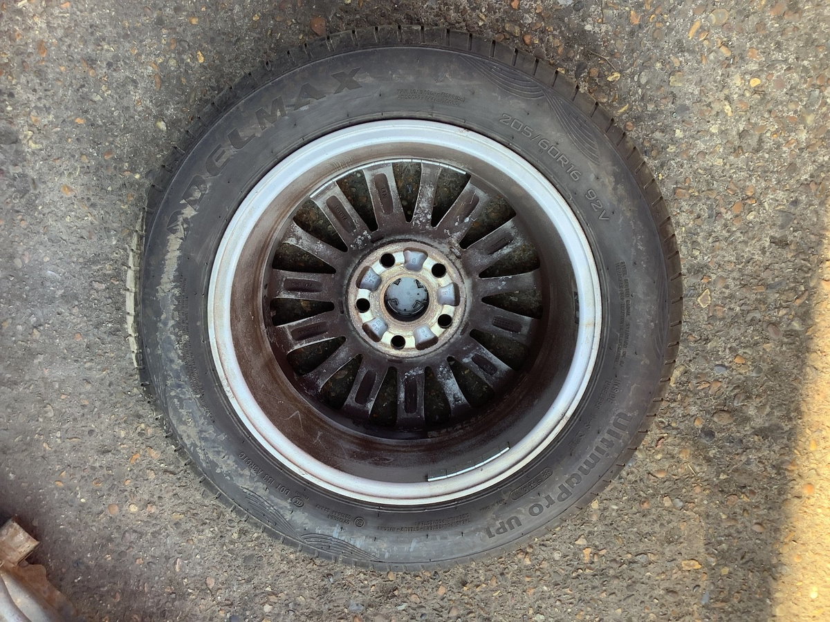 TOYOTA VERSO MK2 ALLOY WHEEL 16'' WITH TYRE 205X60X16 2013 20187
