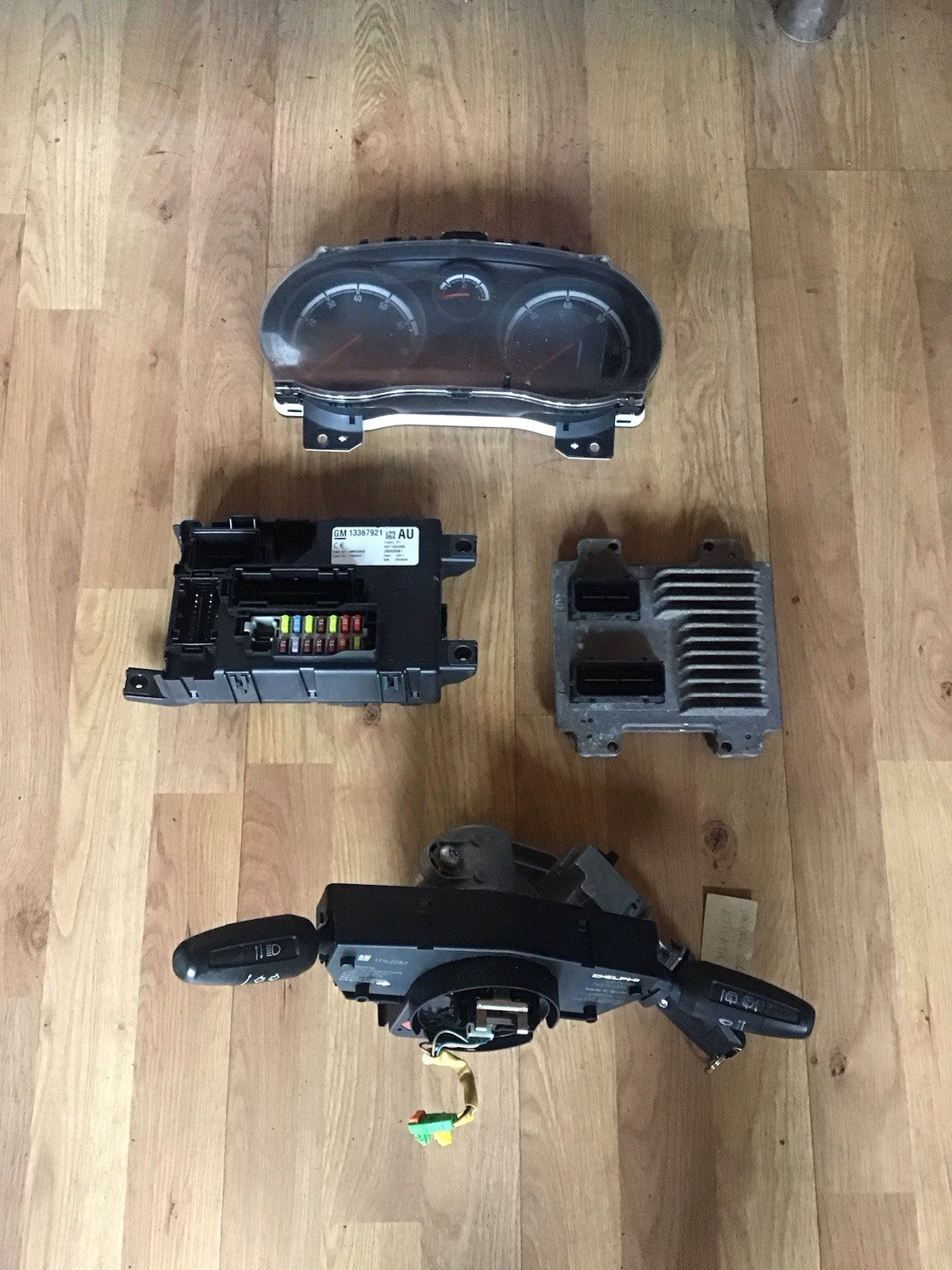 VAUXHALL CORSA D 1.4 PETROL ECU KIT 55582039 AA24 2010 20142