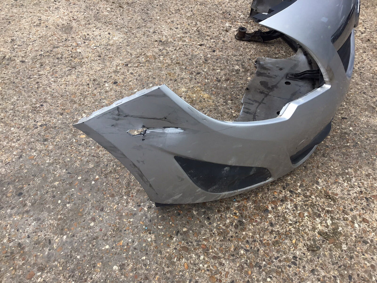 VAUXHALL MERIVA B FRONT BUMPER SILVER DAMAGED 2010 20177