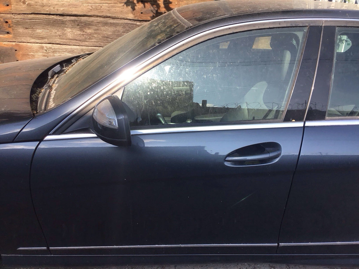 MERCEDES C CLASS W204 PASSENGER SIDE N/S FRONTDOOR TENORITE GRAY 755 2007 20143