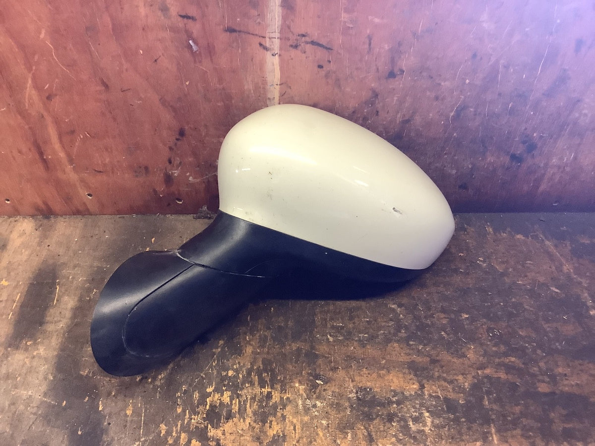 FIAT 500 PASSENGERS SIDE N/S DOOR MIRROR IN WHITE 2008 20151