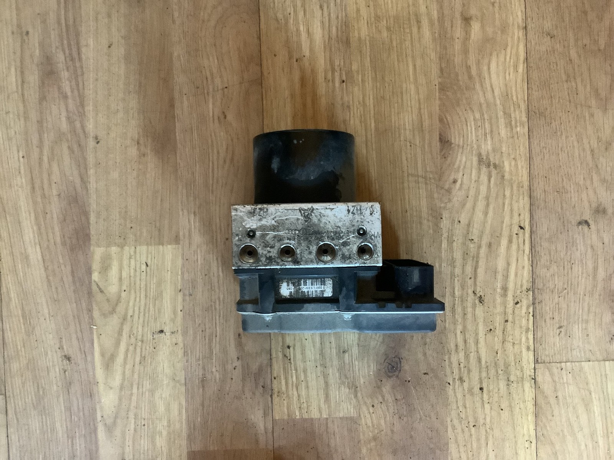 VOLKSWAGEN POLO 9N3 1.2 PETROL ABS PUMP MODULE 0265231712 2005 20093