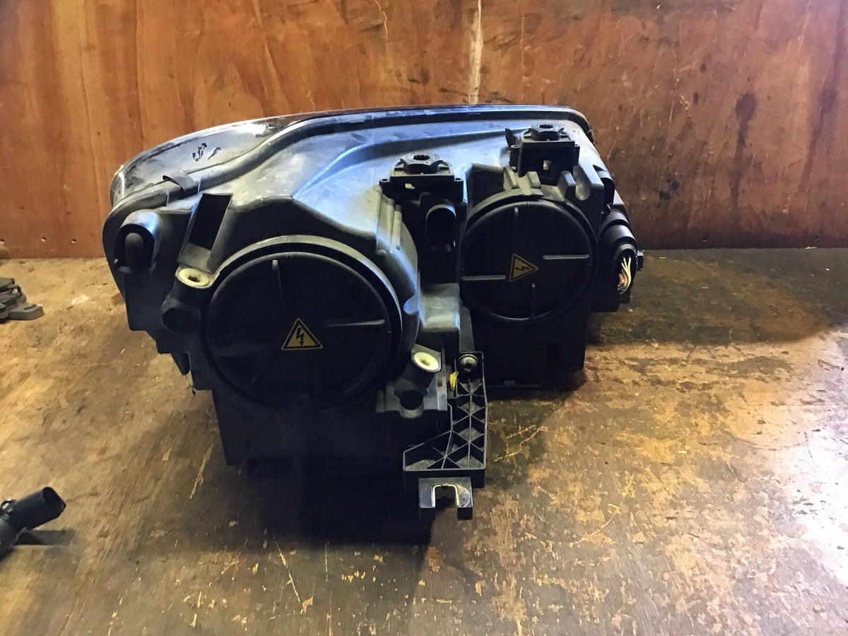 VOLKSWAGEN SHARAN MK2 PASSENGERS SIDE HEADLIGHT 7N2941751  2010 20237