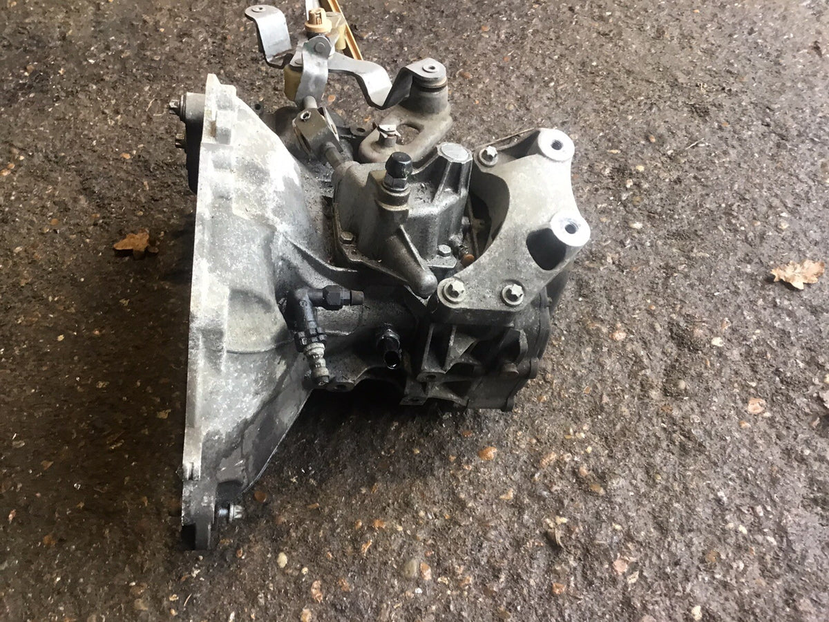VAUXHALL CORSA D GEARBOX MANUAL 1.2 PETROL CODE ML5 5 SPEED 2010 20143
