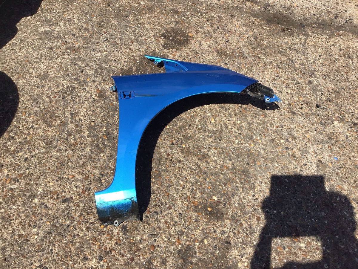 HONDA JAZZ MK3 DRIVERS  SIDE O/S WING  CERULEAN BLUE BG53M 2009 20140