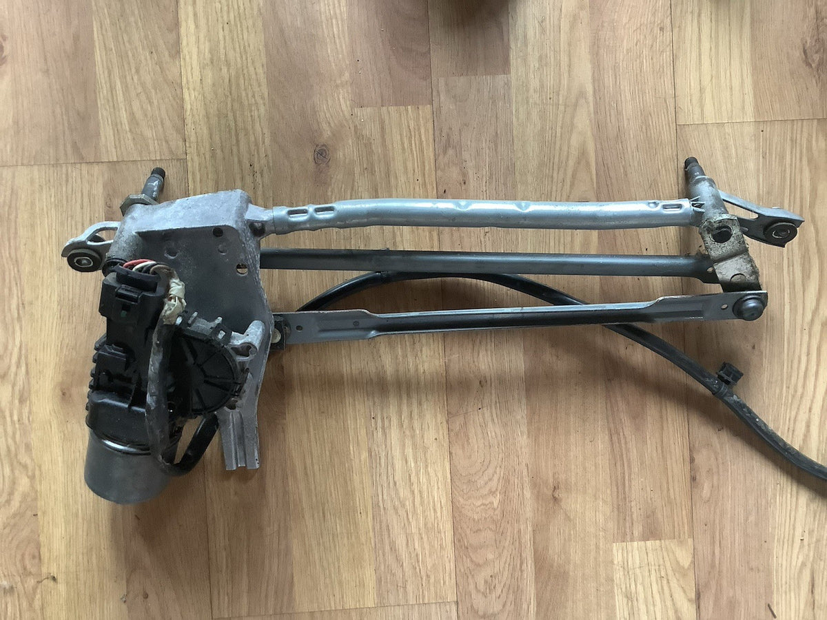 PEUGEOT 208 FRONT WIPER MOTOR AND LINKAGE 3397021392 2012 20195