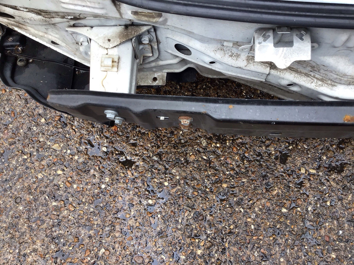 TOYOTA VERSO REAR BUMPER SUPPORT BAR CRASH BAR 2013 20189