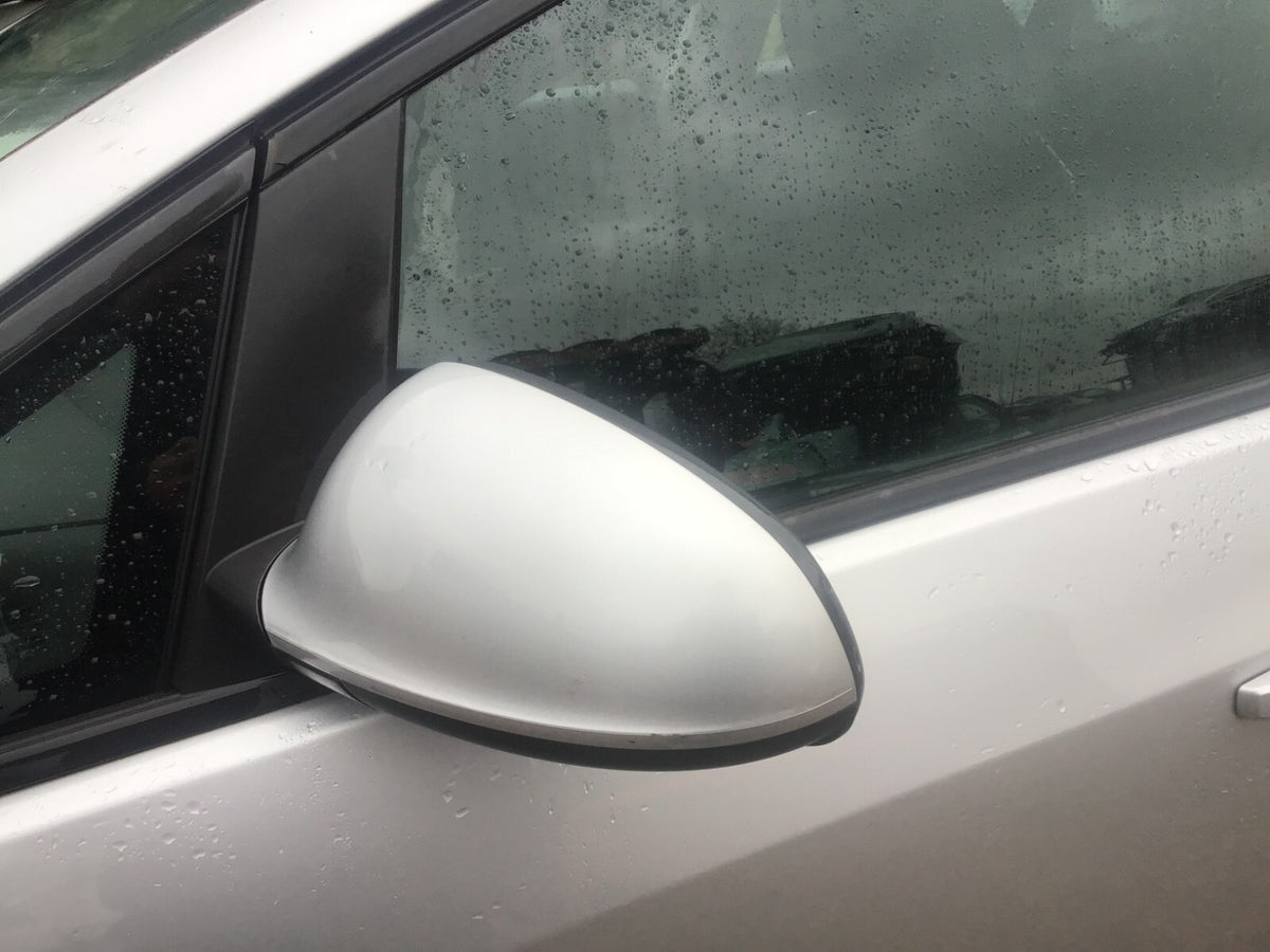 VAUXHALL ASTRA J PASSENGER SIDE N/S DOOR MIRROR SOVEREIGN SILVER 176/GAN  10 150