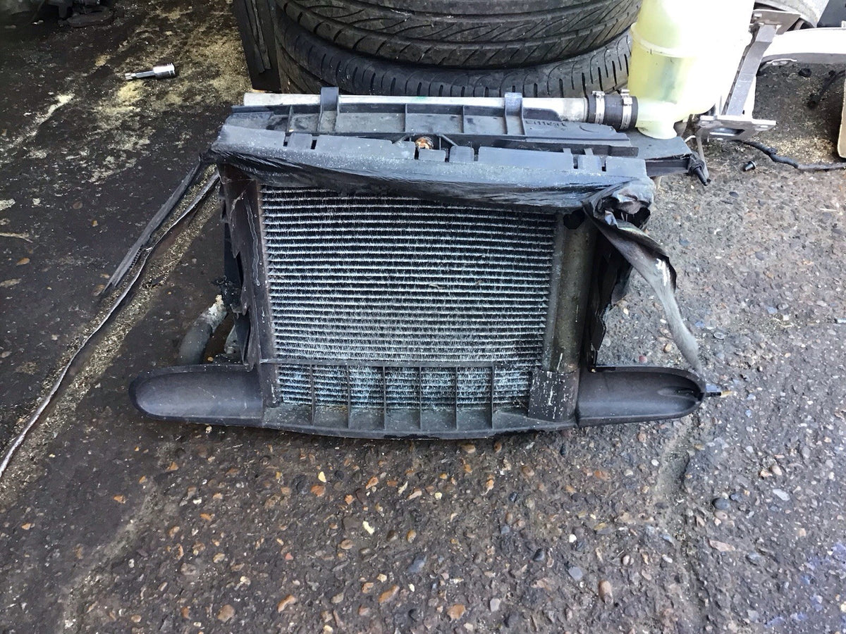 SMART FORTWO PETROL RADIATOR RAD PACK 0003428V006 2007 20145