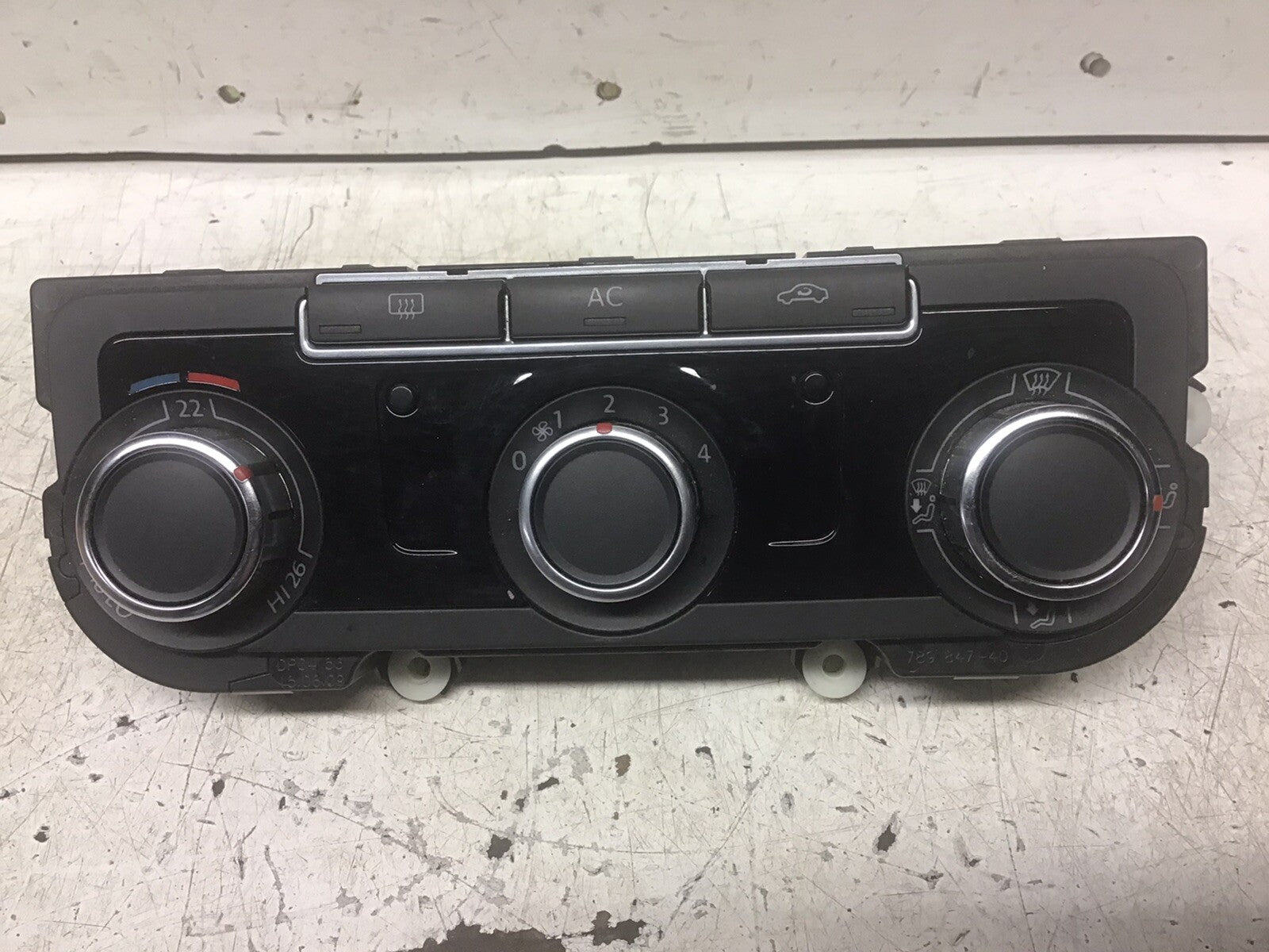 VOLKSWAGEN GOLF MK6 HEATER CONTROL UNIT CLIMATE CONTROL 5HB009751 10 2008 20120