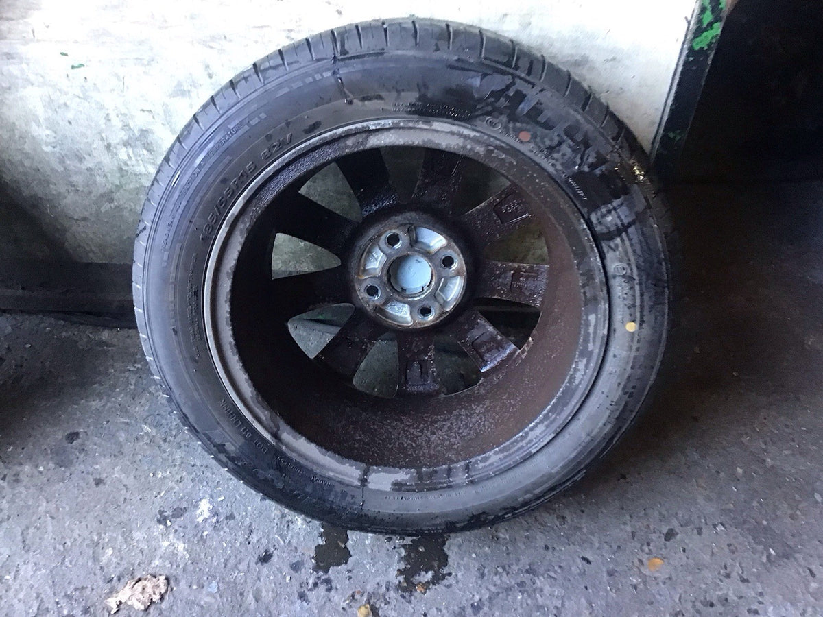 HONDA  JAZZ ALLOY WHEEL 15'' TYRE 185X55X15 SAA 560F7