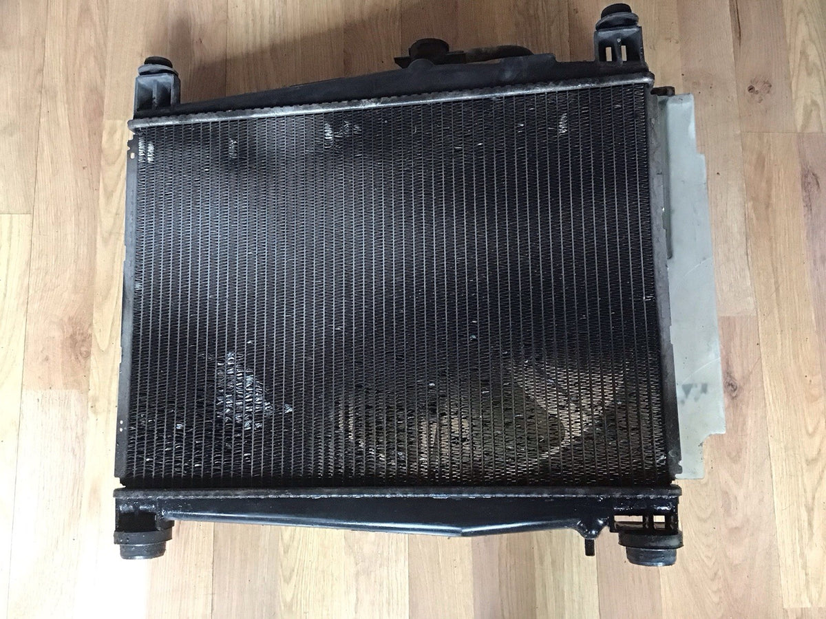 TOYOTA YARIS MK3 1.3 PETROL COMPLETE RADIATOR FAN COOLING 2001 20062