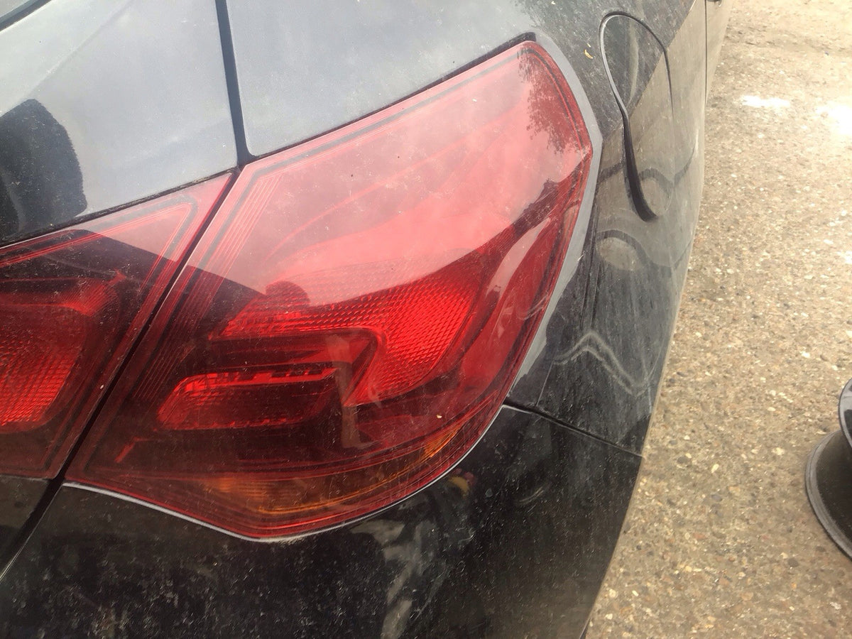VAUXHALL ASTRA J DRIVER'S SIDE O/S REAR LIGHT CLUSTER 5 DOOR  2010 20153