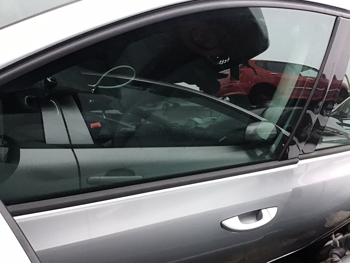 VOLKSWAGEN GOLF MK6 PASSENGER N/S SIDE FRONT DOOR WINDOW GLASS 5 DOOR 2009 20120