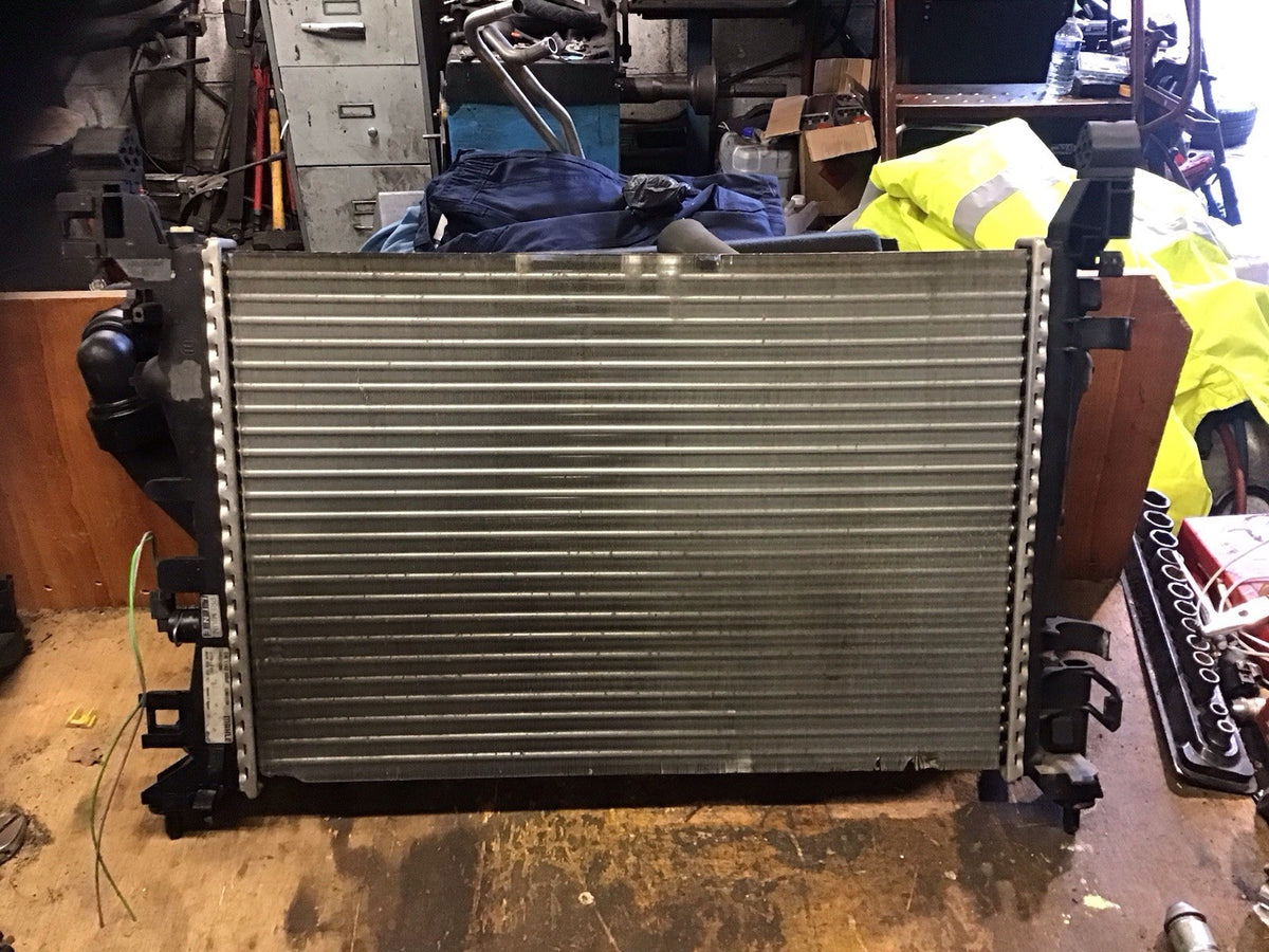 VAUXHALL CORSA D RADIATOR AIR CON RAD 1.4 PETROL 2010 20144