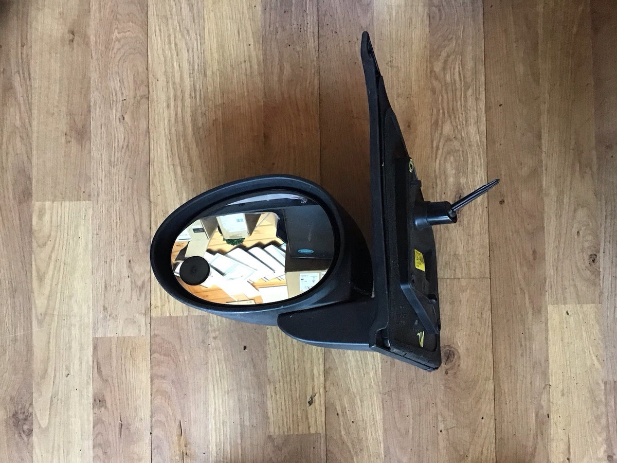 TOYOTA AYGO PASSENGER'S SIDE N/S DOOR MIRROR METALLIC BLUE 87940 0H021 2005 20141