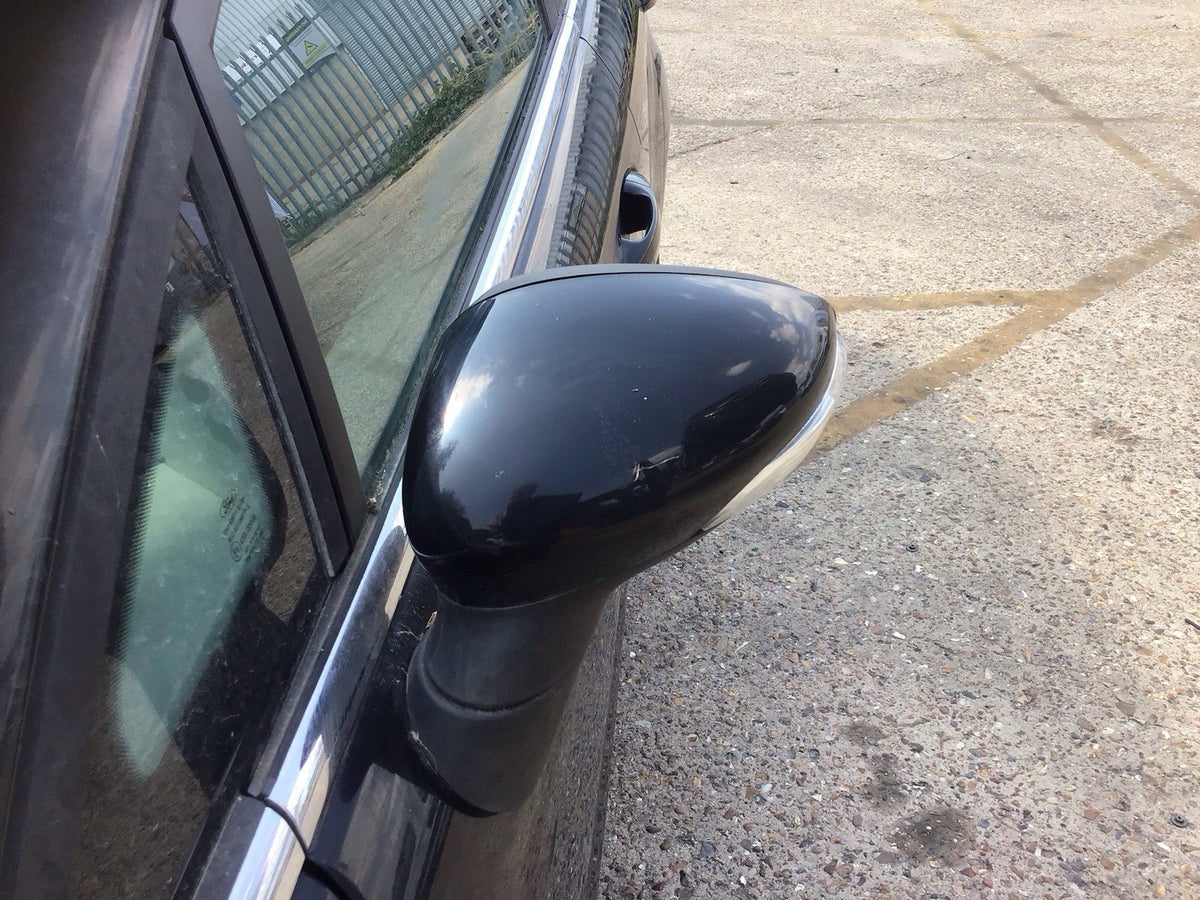 FORD FIESTA MK7 PASSENGERS SIDE N/S DOOR MIRROR PANTHER BLACK METALLIC 2009 20120
