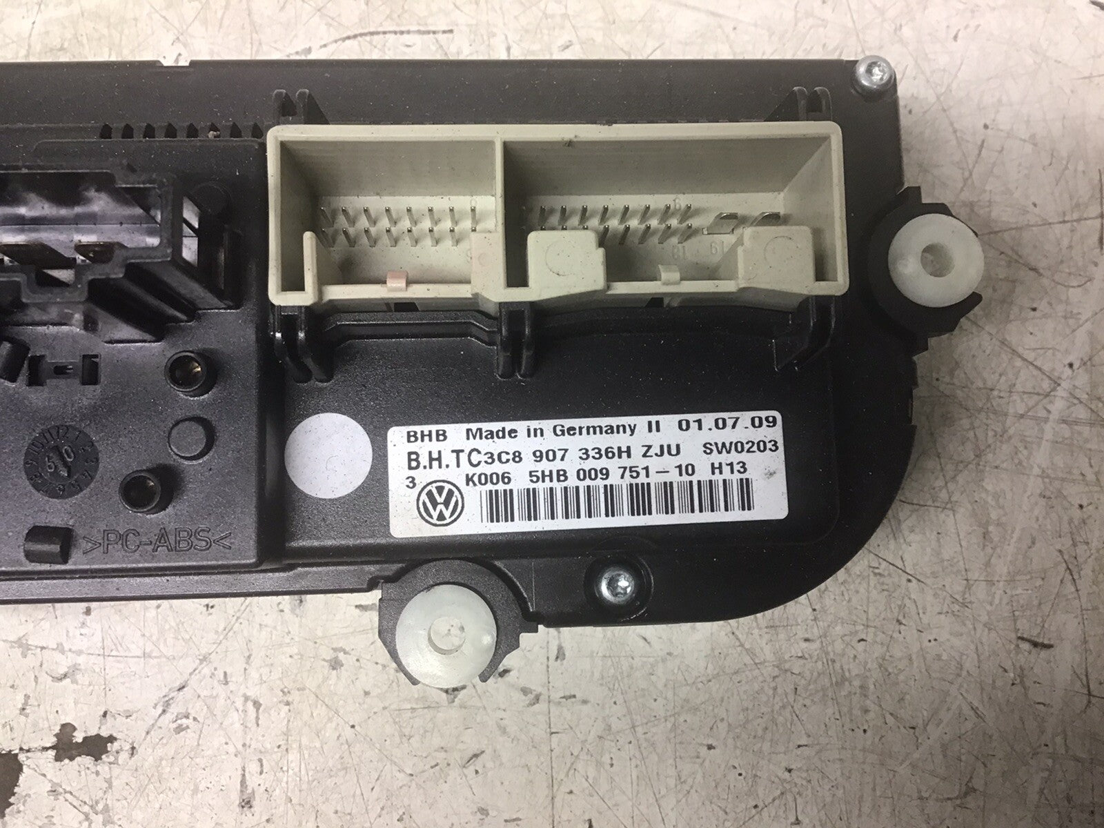 VOLKSWAGEN GOLF MK6 HEATER CONTROL UNIT CLIMATE CONTROL 5HB009751 10 2008 20121