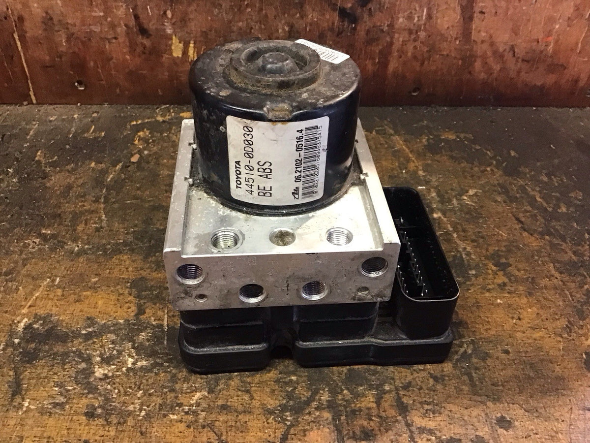 TOYOTA YARIS MK2 1.3 PETROL ABS PUMP MODULE 44510 0D030 2006 20118
