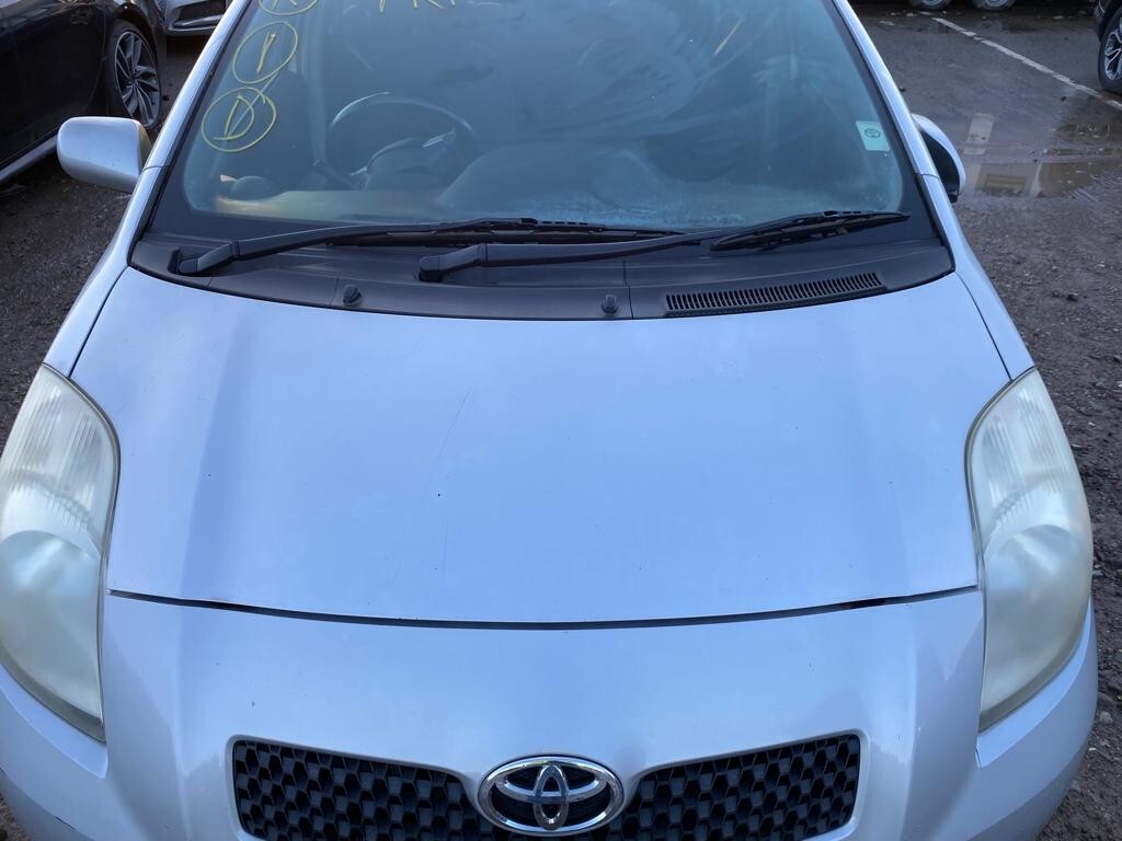 TOYOTA YARIS MK2 BONNET SILVER STREAK METALLIC 1E7 5 DOOR MODEL 2006-20111