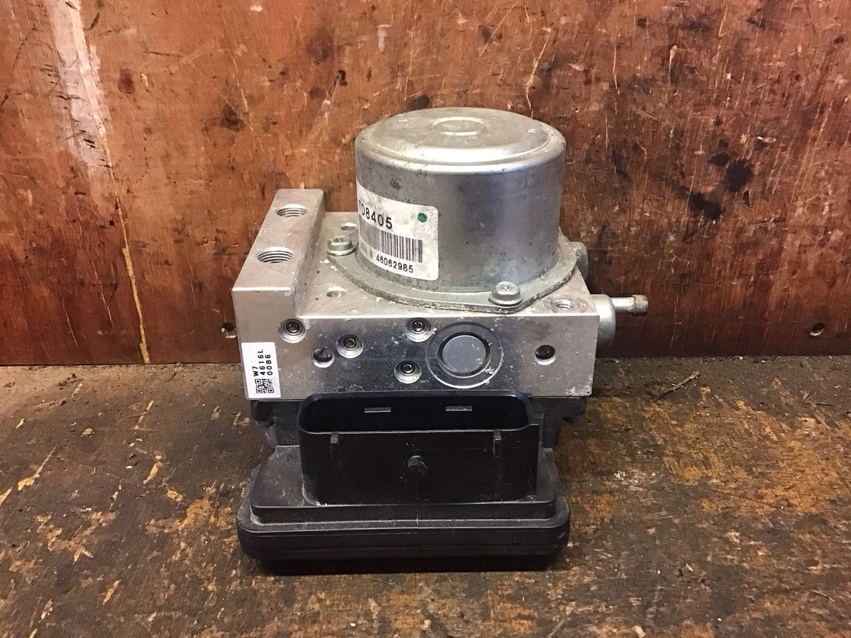 NISSAN JUKE J15 ABS PUMP MODULE TD8405 2014 20192