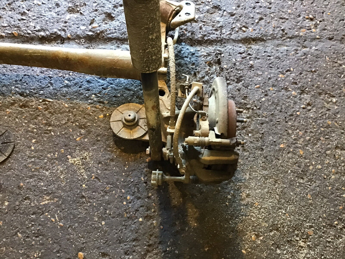 VAUXALL ASTRA J 1.6 PETROL REAR AXLE DISC BRAKES WITH ABS 2010 20159