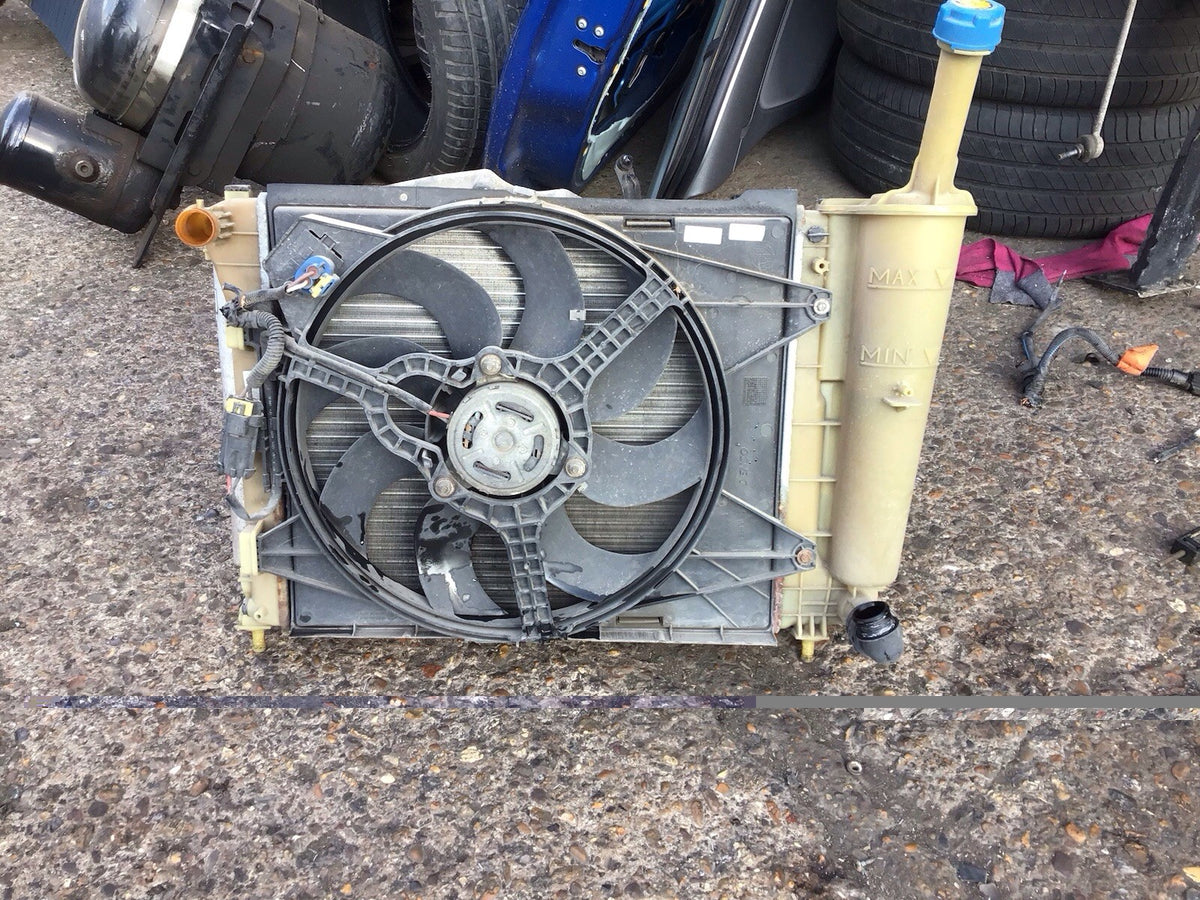 FIAT 500 FORD KA RADIATOR AIR CON RAD 1.2 PETROL 2009 20150