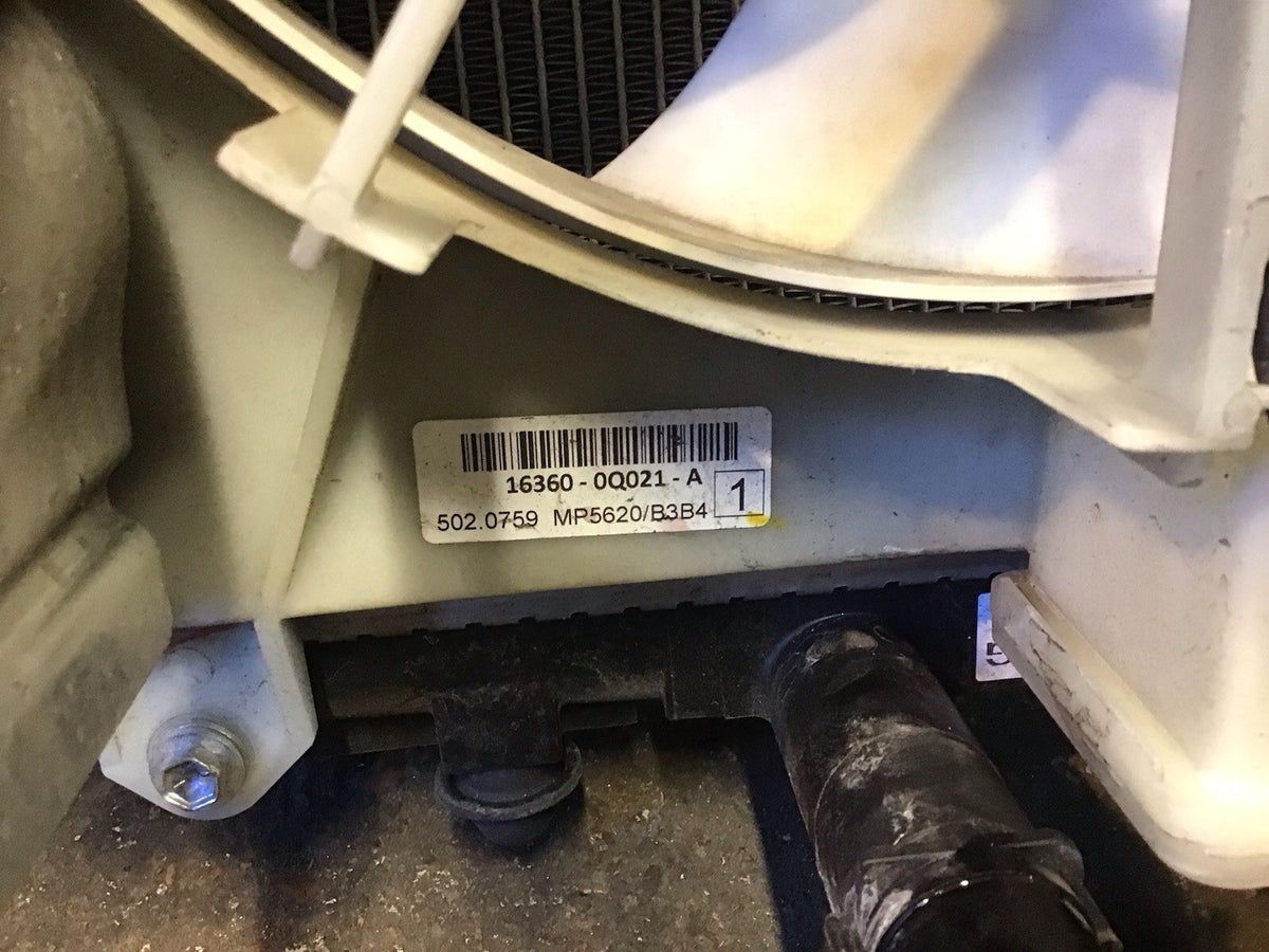 TOYOTA AYGO 1.0 MK2 PETROL RADIATOR FAN COWLING  16360 0Q021 A 2014 20183