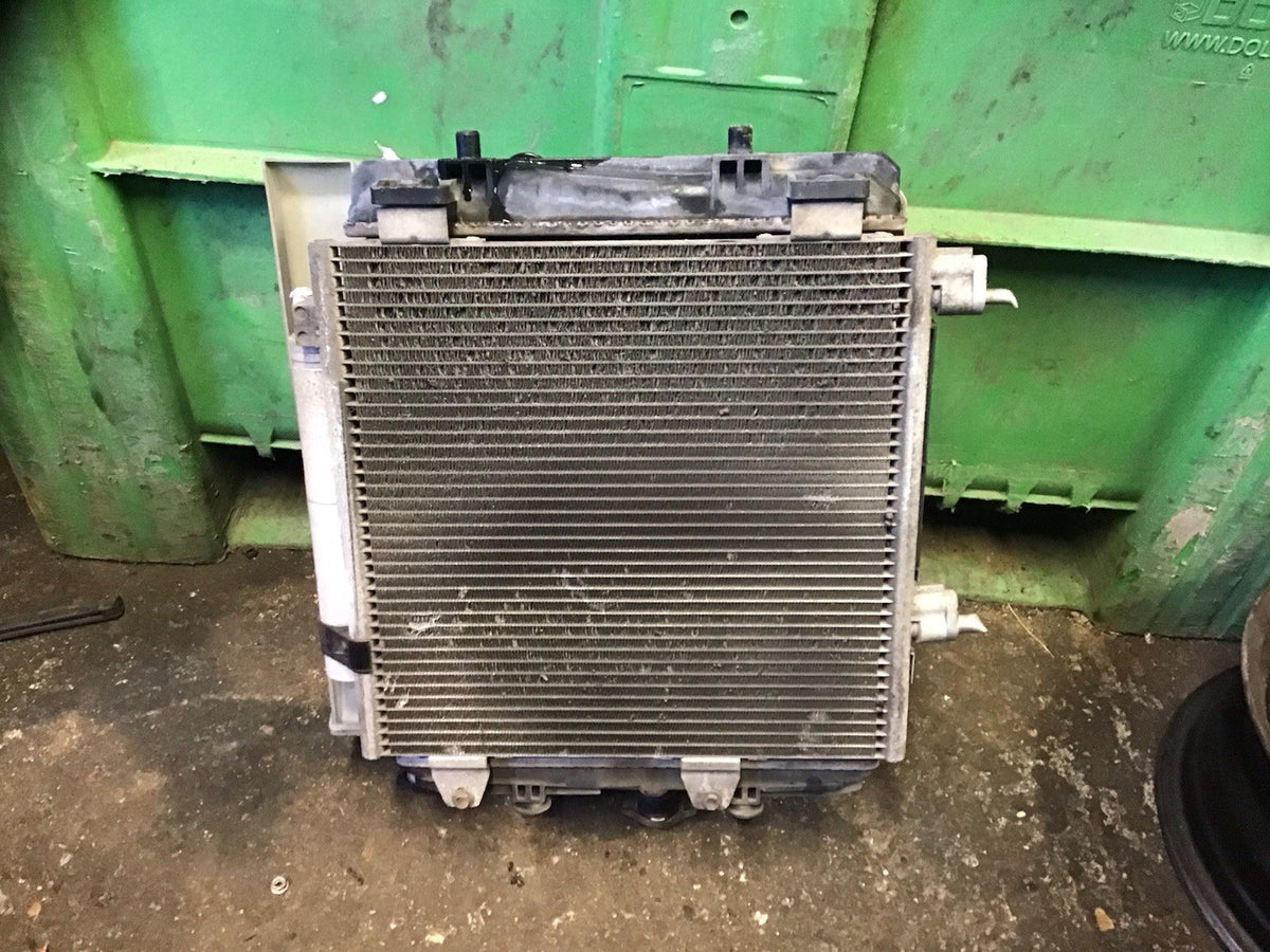 PEUGEOT 107 1.0 PETROL RADIATOR FAN COWLING  16360 0Q020 00 2005 20124