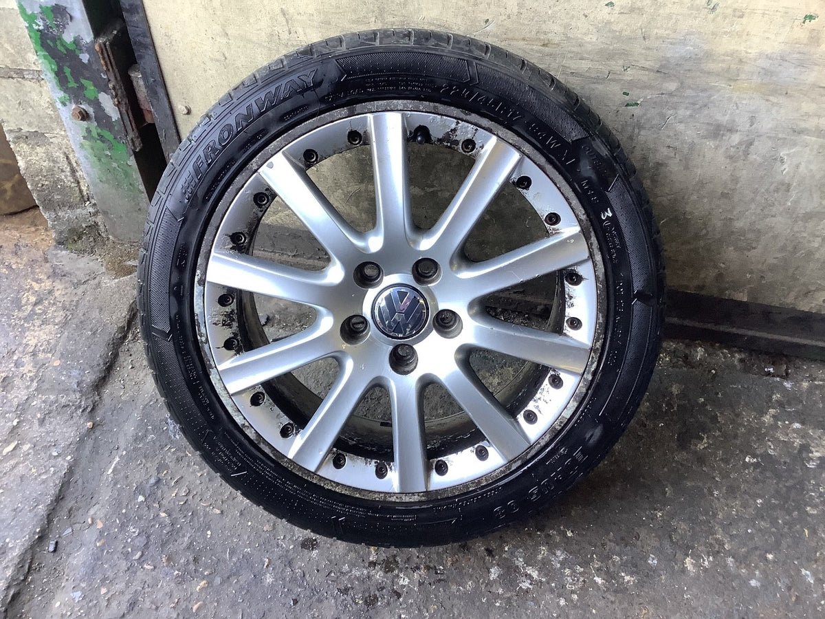 VOLKSWAGEN GOLF MK5 ALLOY WHEEL 17" 1K0601025K WITH TYRE 225X45X17 2002 20082