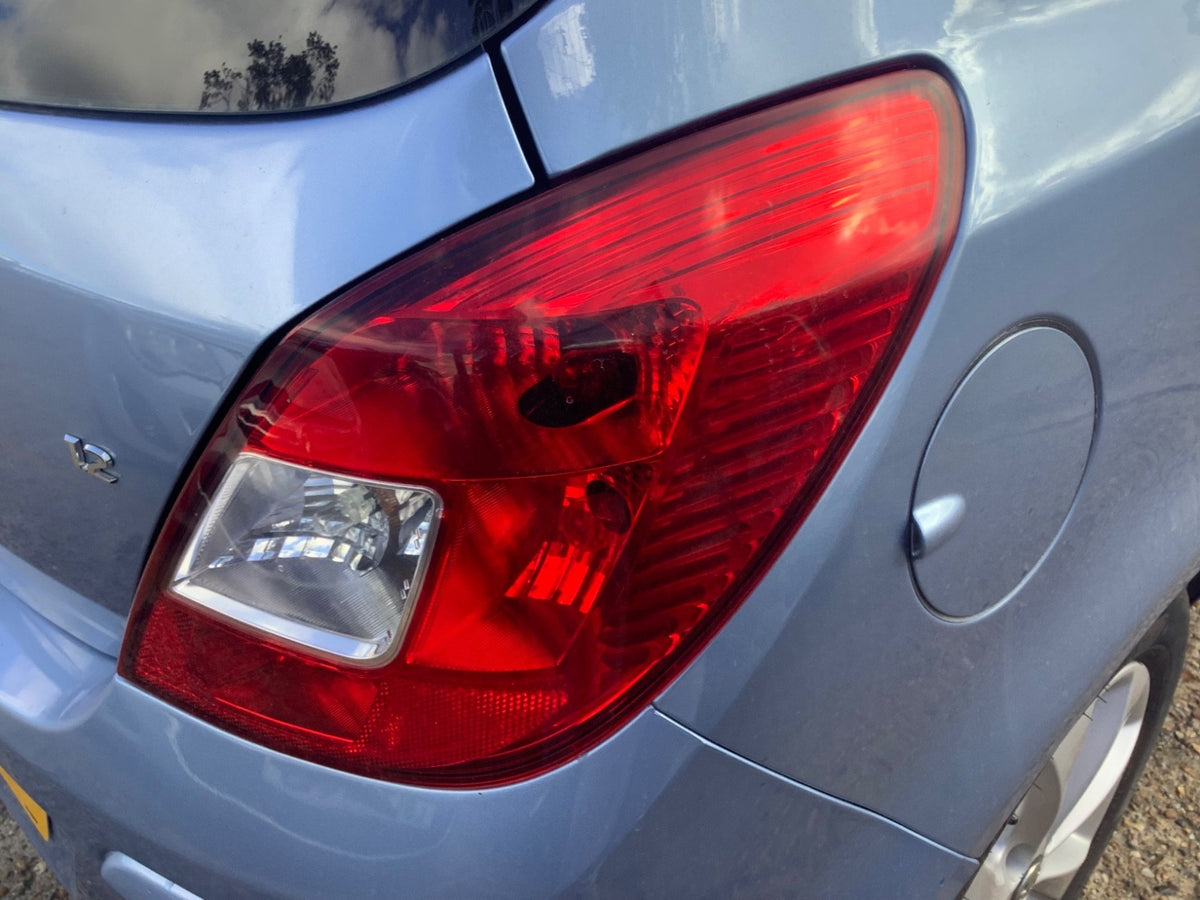 VAUXHALL CORSA D DRIVER'S SIDE O/S REAR LIGHT 2006 20141