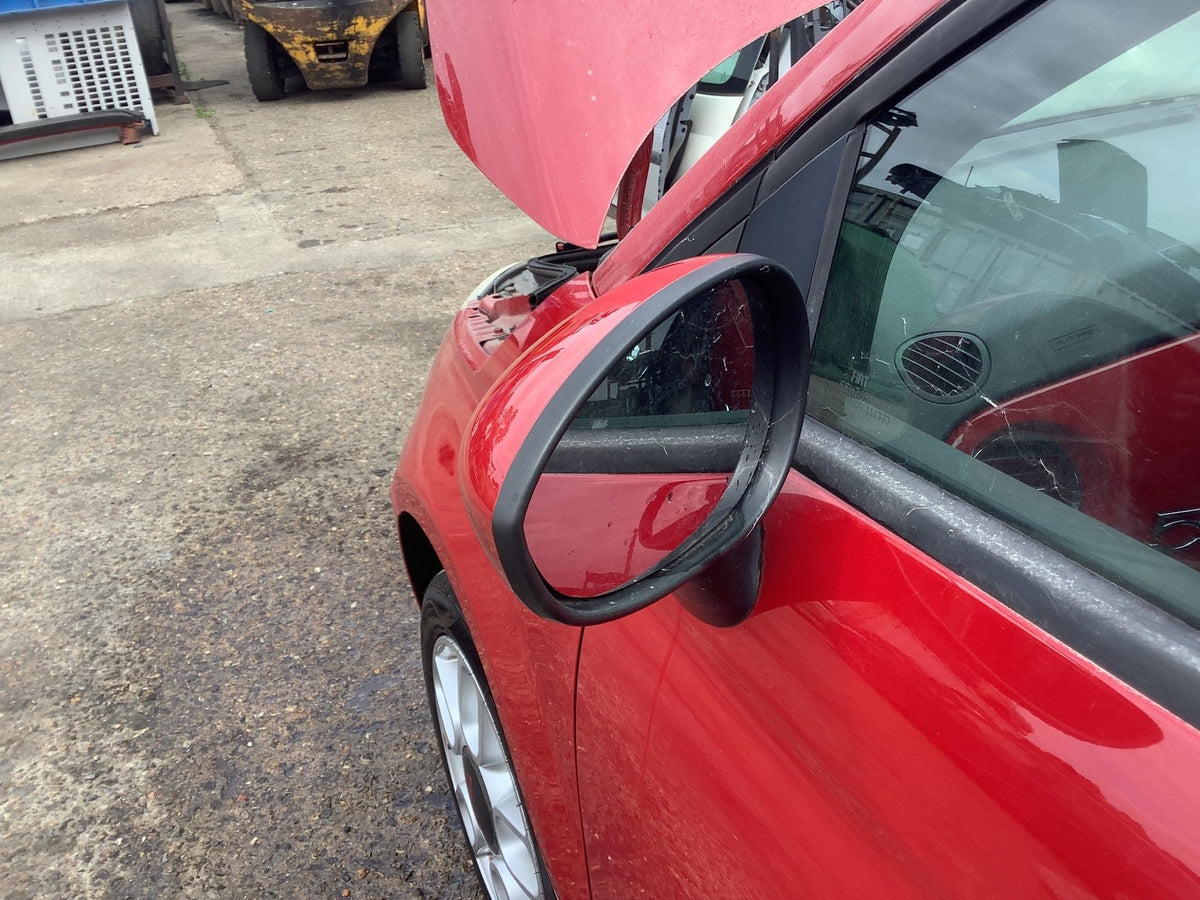FIAT 500 PASSENGERS SIDE N/S DOOR MIRROR ROSSO RED 111/A 2016 20212