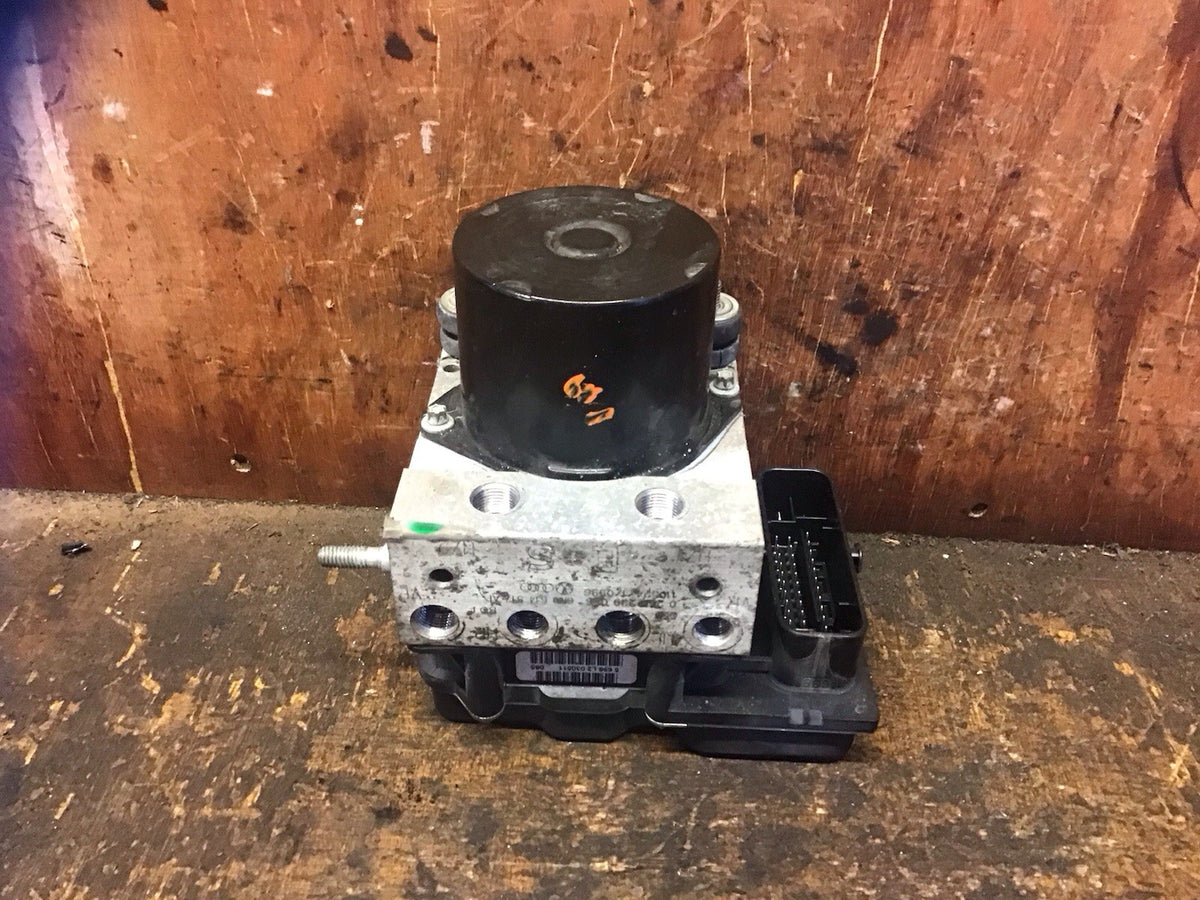 VOLKSWAGEN POLO 6R ABS PUMP AND CONTROL 6R0614517 2009 20170