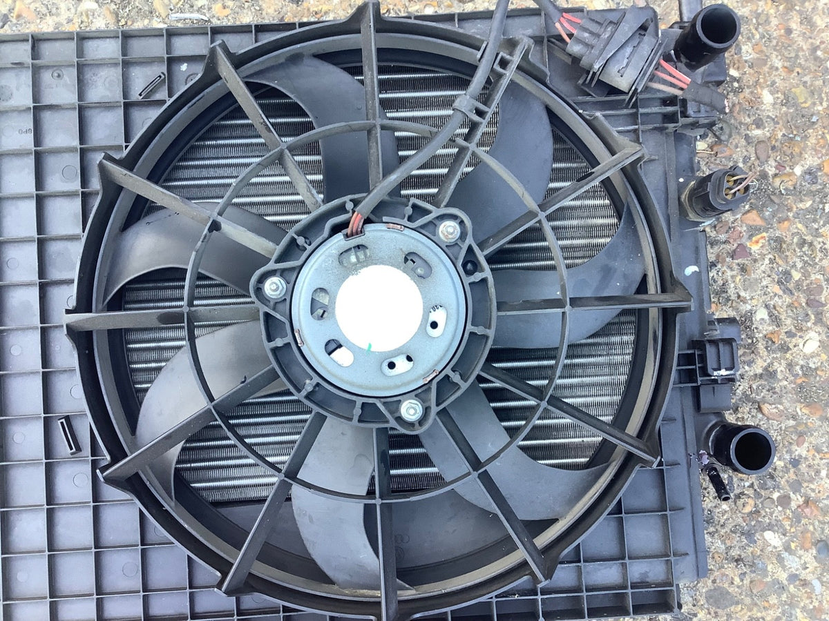 VOLKSWAGEN POLO 6R RADIATOR PACK RADIATOR FAN 6RS121253 1.4 PETROL 2009 20156